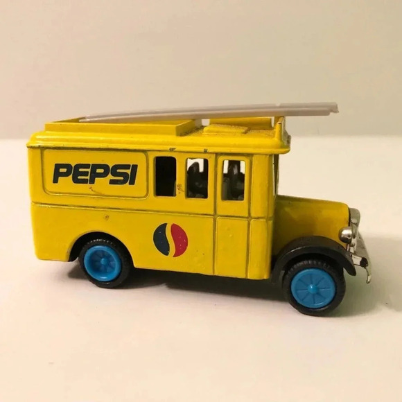 Vintag Pepsi  Cola Delivery Utility Truck With Ladder Car Vehicle - Picture 3 of 10